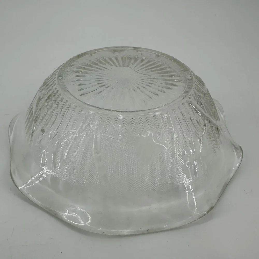 Vintage Clear Pressed Glass Ruffled Edge Fruit‎ Bowl - Mid-Century Serving Dish